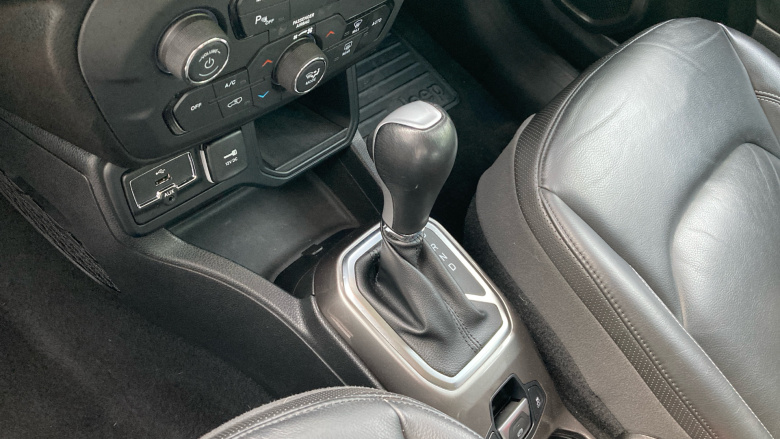 Jeep Renegade 1.6 Multijet Limited 5dr DDCT Diesel Hatchback
